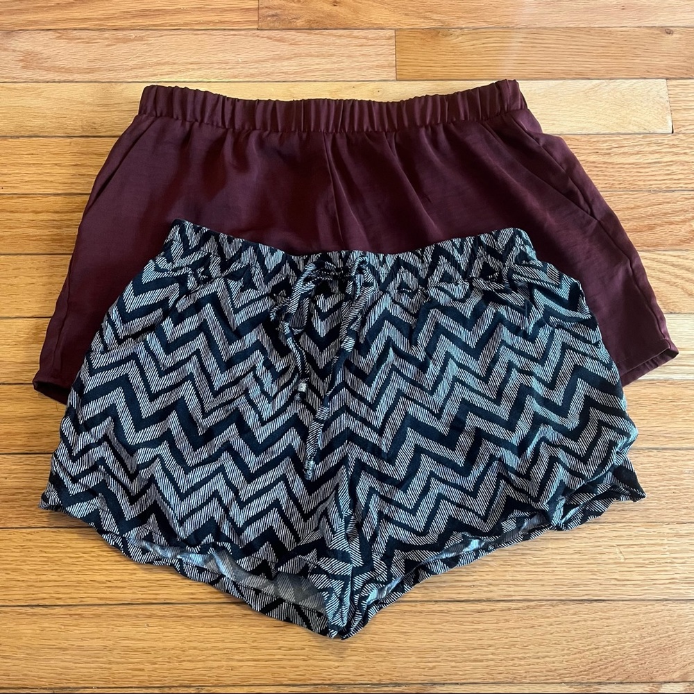 Set of shorts